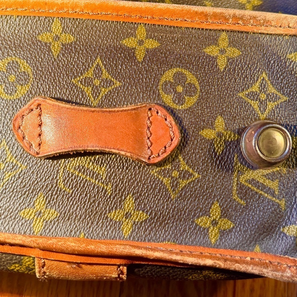 LOUIS VUITTON 1960s Vintage Suitcase Bag  | Great for Dresses & Suits 🤩🎁​ - Picture 11 of 15